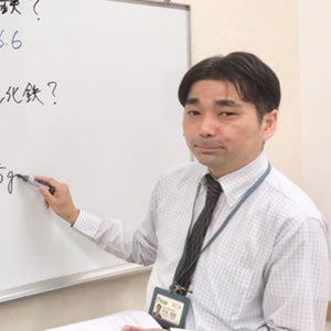 講師　岸本重樹